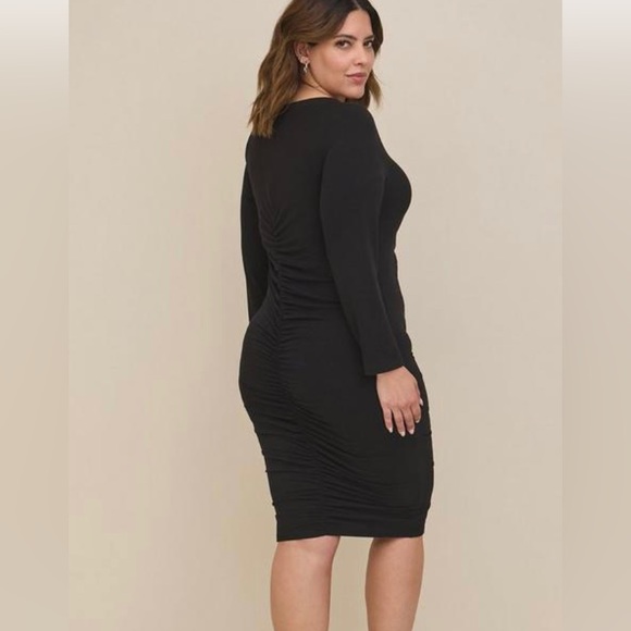 Torrid Mini Jersey Bodycon Dress - Black - Picture 3 of 3